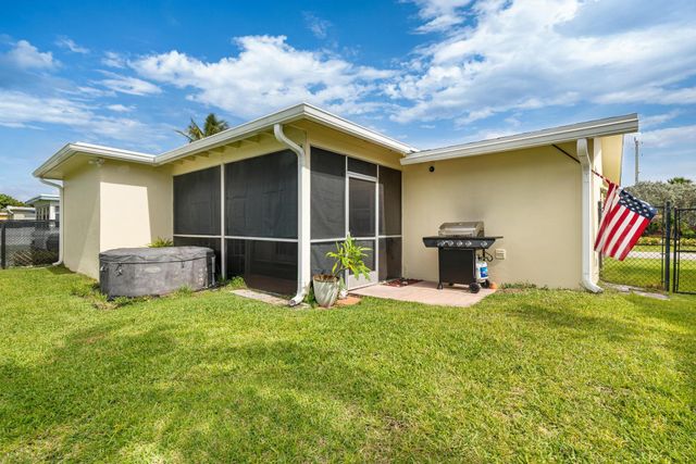 2707 NW 53rd Street, Fort Lauderdale, FL 33309