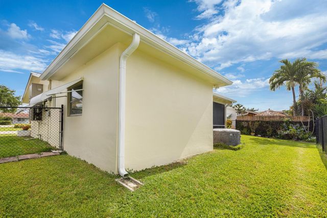 2707 NW 53rd Street, Fort Lauderdale, FL 33309