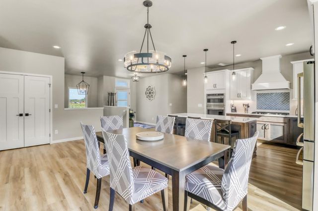 6910 2nd Street NW, Moorhead, MN 56560