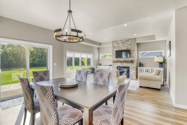 6910 2nd Street NW, Moorhead, MN 56560