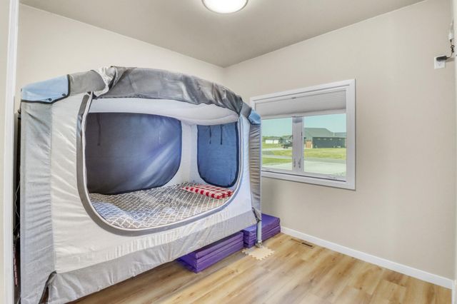 6910 2nd Street NW, Moorhead, MN 56560