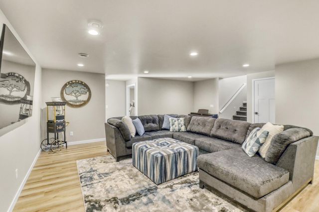 6910 2nd Street NW, Moorhead, MN 56560