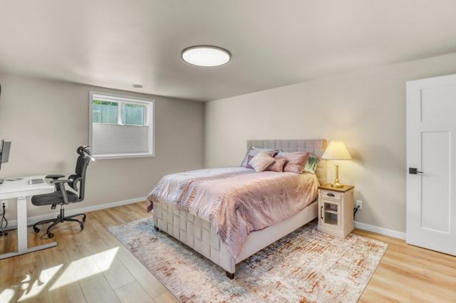 6910 2nd Street NW, Moorhead, MN 56560