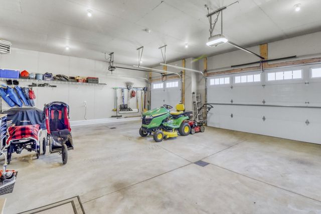 6910 2nd Street NW, Moorhead, MN 56560