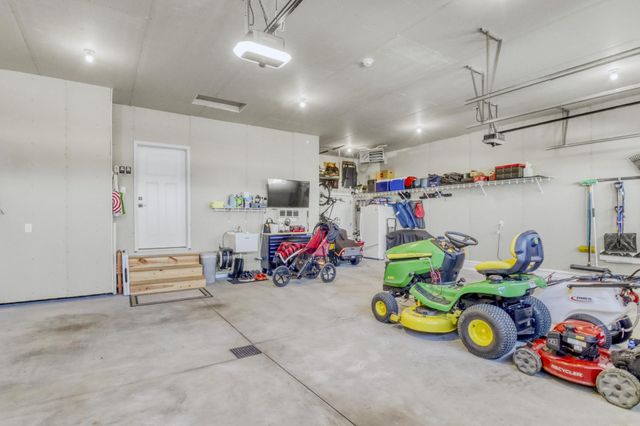 6910 2nd Street NW, Moorhead, MN 56560