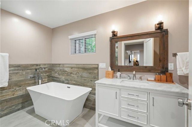 2316 Cedarwood Drive, Pine Mtn Club, CA 93222