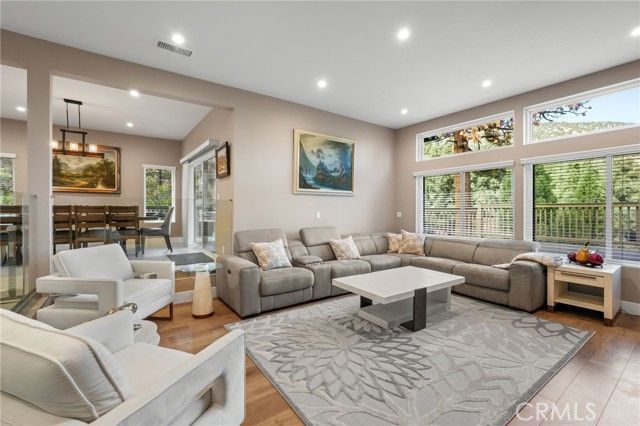 2316 Cedarwood Drive, Pine Mtn Club, CA 93222