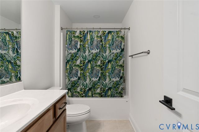 18325 Barrin Ct, Moseley, VA 23120
