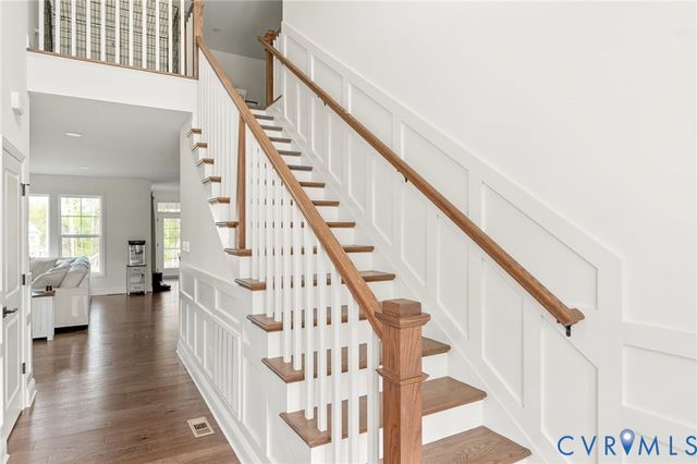 18325 Barrin Ct, Moseley, VA 23120
