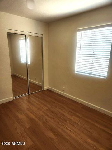 9011 S 7TH Avenue, Phoenix, AZ 85041