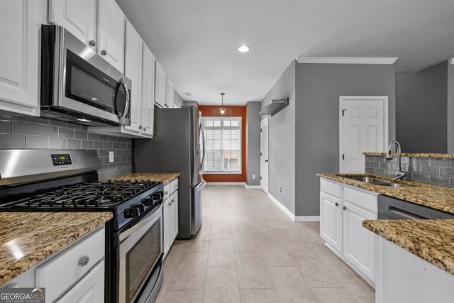 39 The Crescent, Newnan, GA 30263