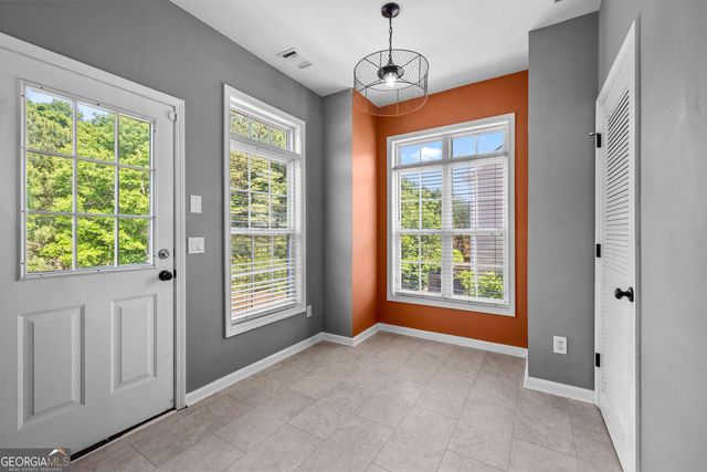 39 The Crescent, Newnan, GA 30263