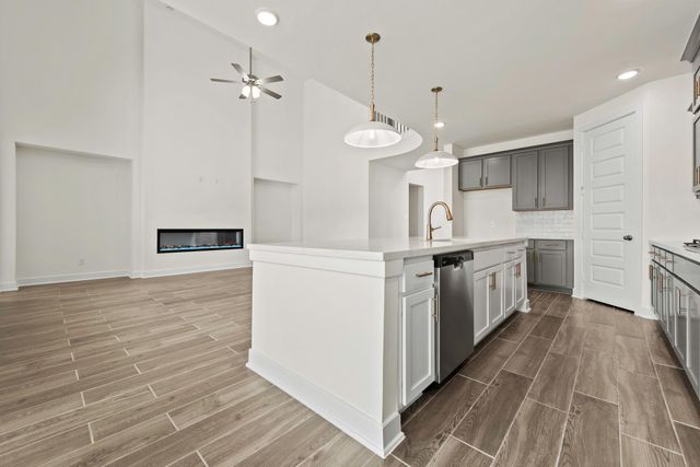 18835 Ivory Laurel Court, Hockley, TX 77447