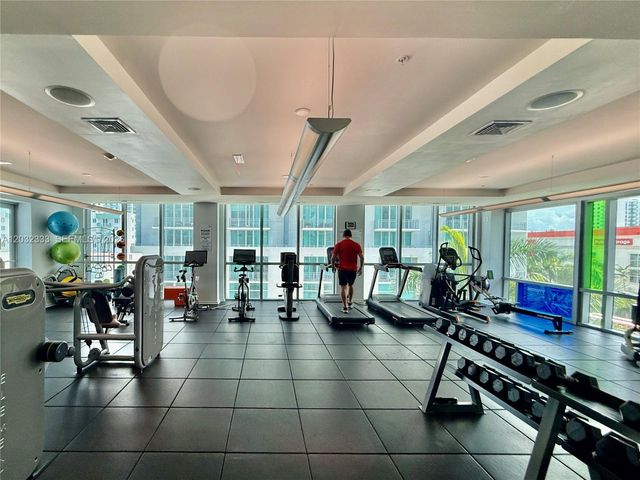 333 NE 24th Street 1607, Miami, FL 33137
