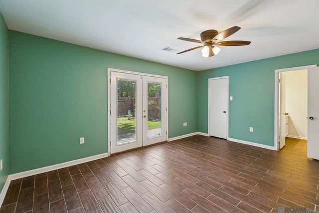 1905 Stonegate Ct, Baton Rouge, LA 70815