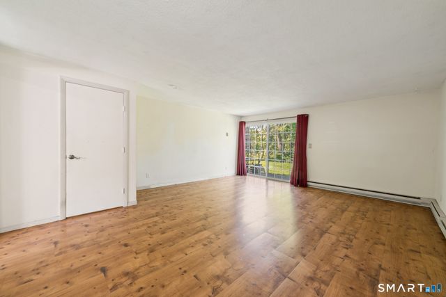 55 Porter Avenue 6E, Naugatuck, CT 06770