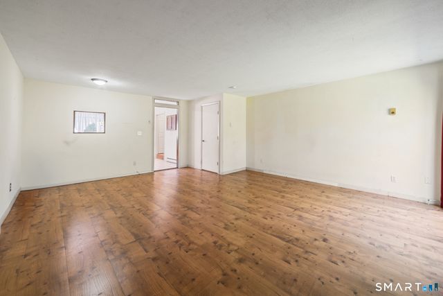 55 Porter Avenue 6E, Naugatuck, CT 06770