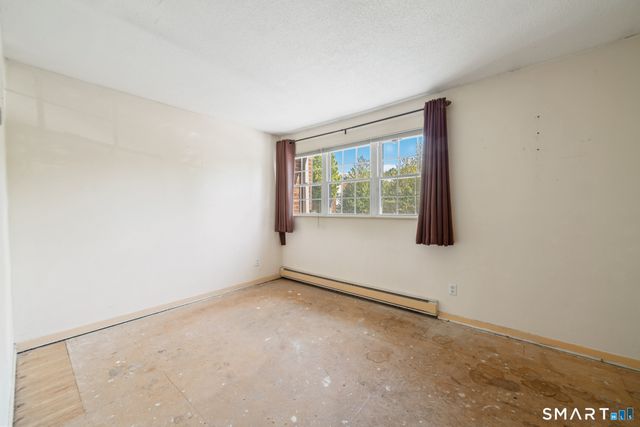 55 Porter Avenue 6E, Naugatuck, CT 06770