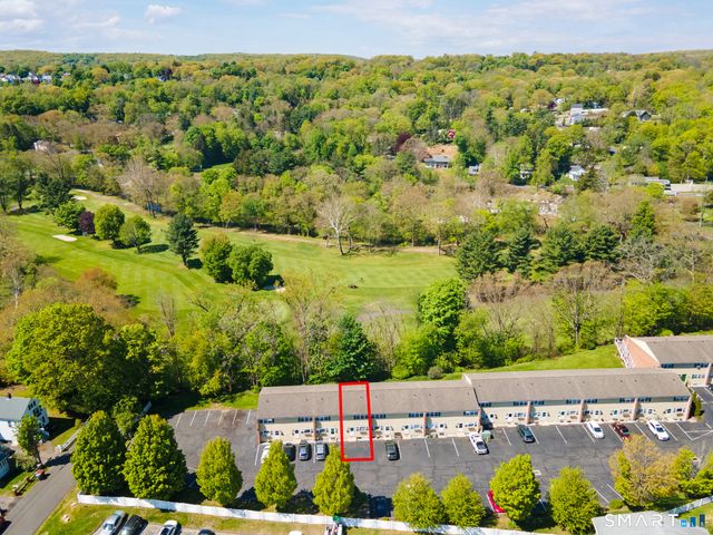 55 Porter Avenue 6E, Naugatuck, CT 06770