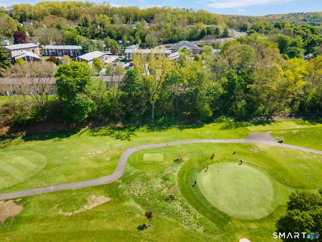55 Porter Avenue 6E, Naugatuck, CT 06770
