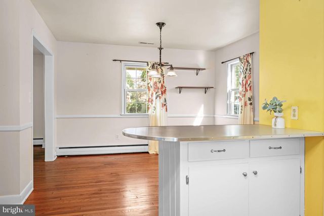 304 W OAK AVE, Easton, MD 21601