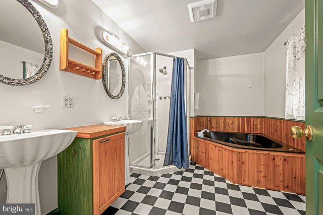 304 W OAK AVE, Easton, MD 21601