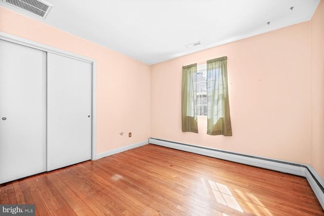 304 W OAK AVE, Easton, MD 21601