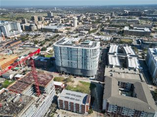 401 Louise Avenue, College Station, TX 77840