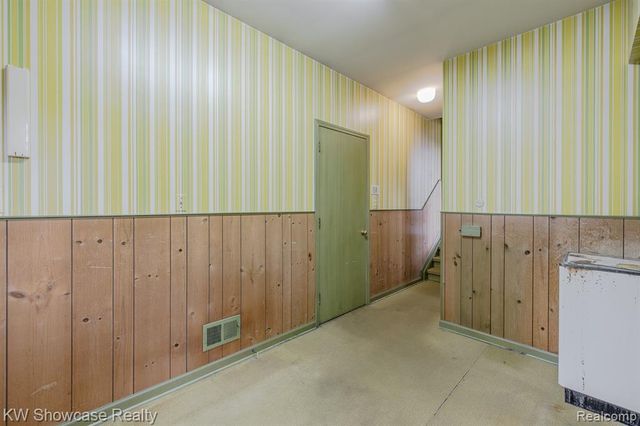 4642 Brightmore Road, Bloomfield Hills, MI 48302