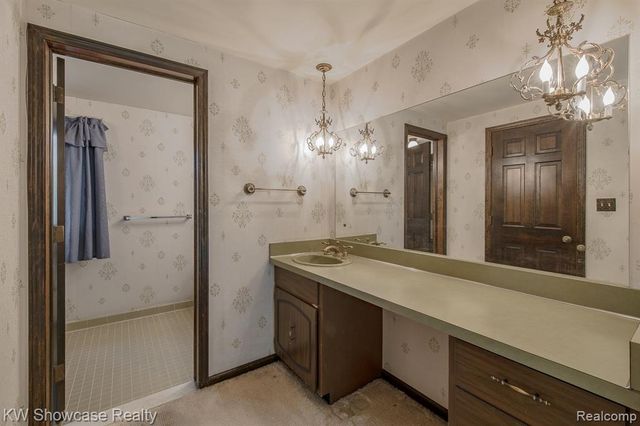 4642 Brightmore Road, Bloomfield Hills, MI 48302