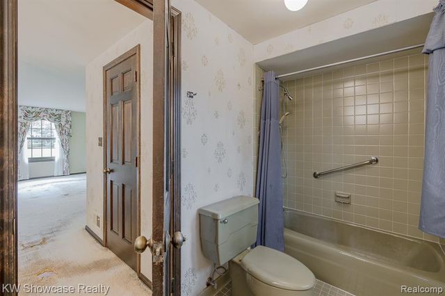 4642 Brightmore Road, Bloomfield Hills, MI 48302