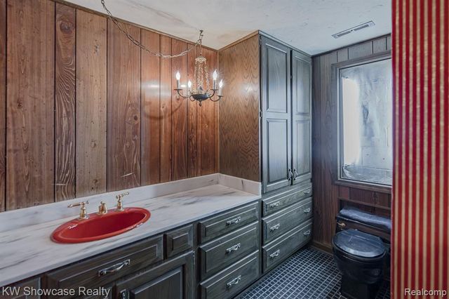 4642 Brightmore Road, Bloomfield Hills, MI 48302