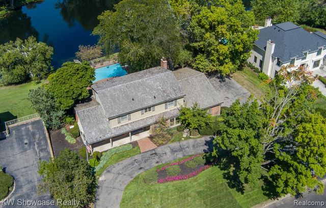4642 Brightmore Road, Bloomfield Hills, MI 48302
