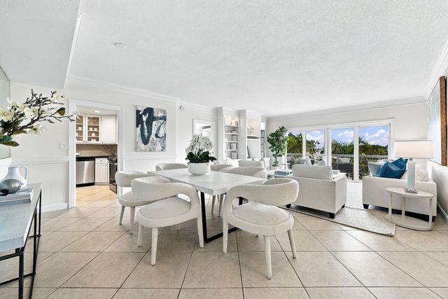 250 Bradley Place 504, Palm Beach, FL 33480