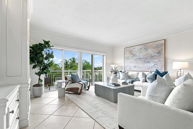 250 Bradley Place 504, Palm Beach, FL 33480