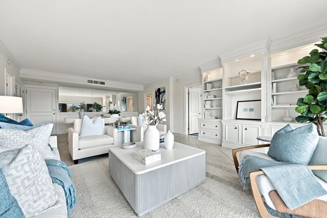 250 Bradley Place 504, Palm Beach, FL 33480