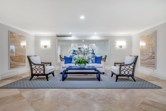 250 Bradley Place 504, Palm Beach, FL 33480