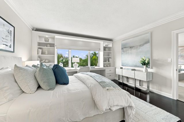 250 Bradley Place 504, Palm Beach, FL 33480