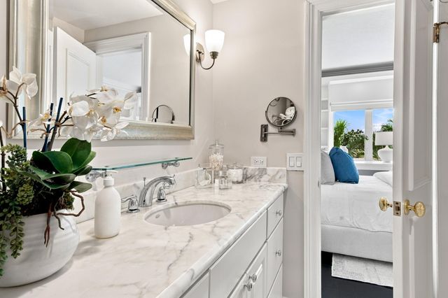 250 Bradley Place 504, Palm Beach, FL 33480