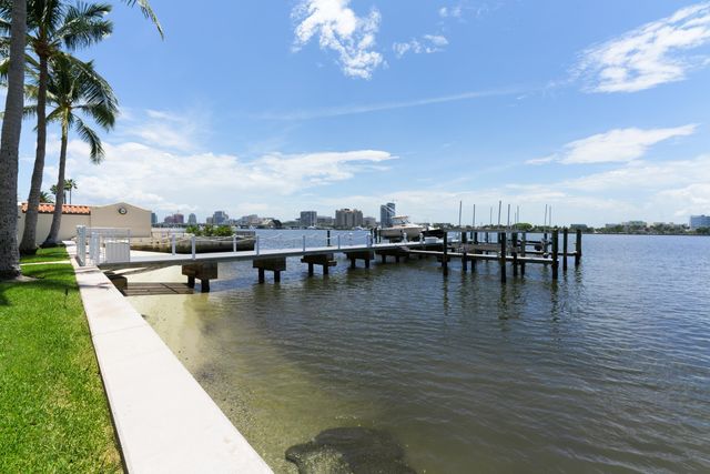 250 Bradley Place 504, Palm Beach, FL 33480