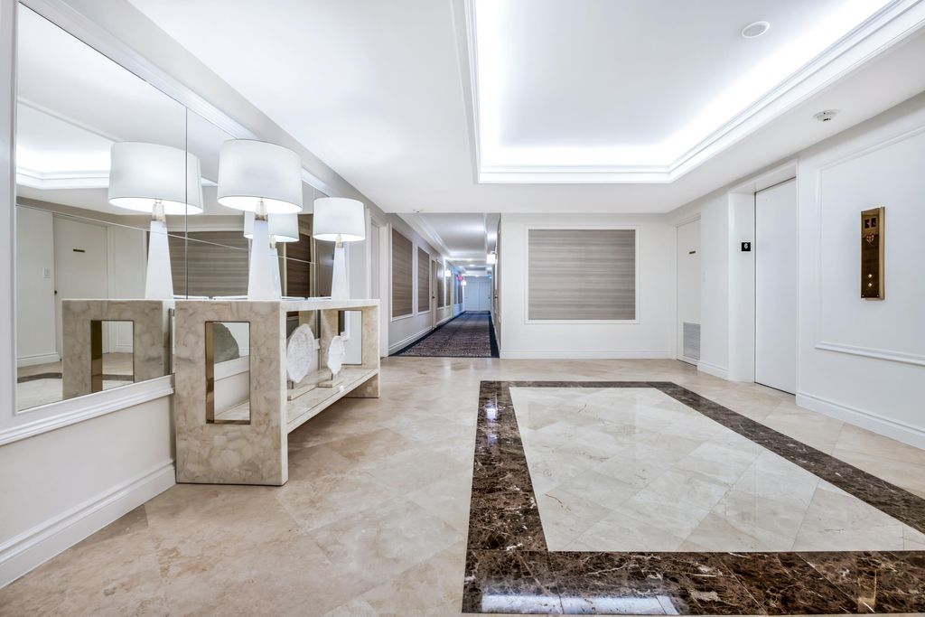 250 Bradley Place 504, Palm Beach, FL 33480