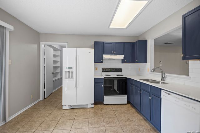 7602 Echo Glade, San Antonio, TX 78249