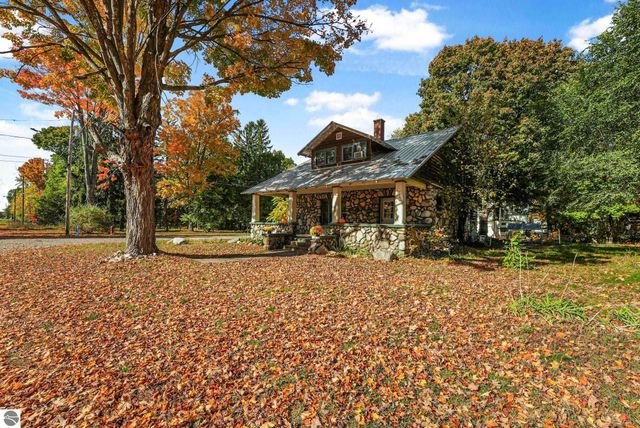 201 E Michigan Street, Mancelona, MI 49659
