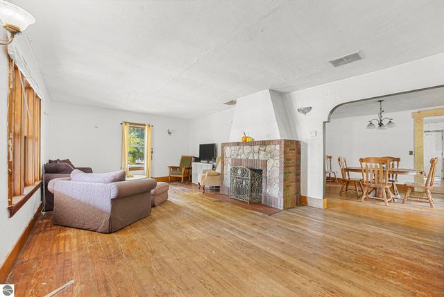 201 E Michigan Street, Mancelona, MI 49659