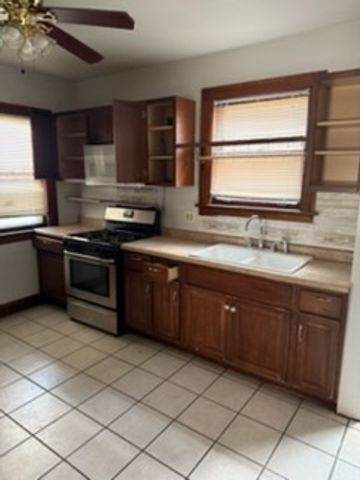 10447 S AVENUE G, Chicago, IL 60617