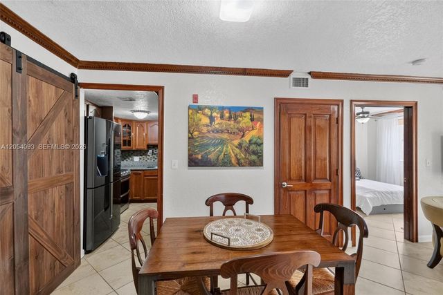 1060 NW 7th St 205, Miami, FL 33136