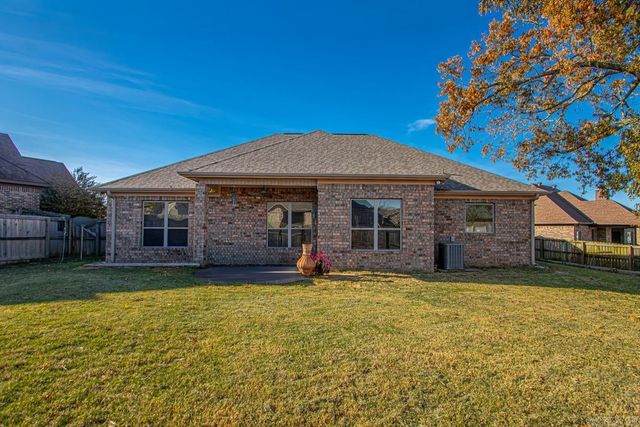 2502 Daisy Cove, Bryant, AR 72022
