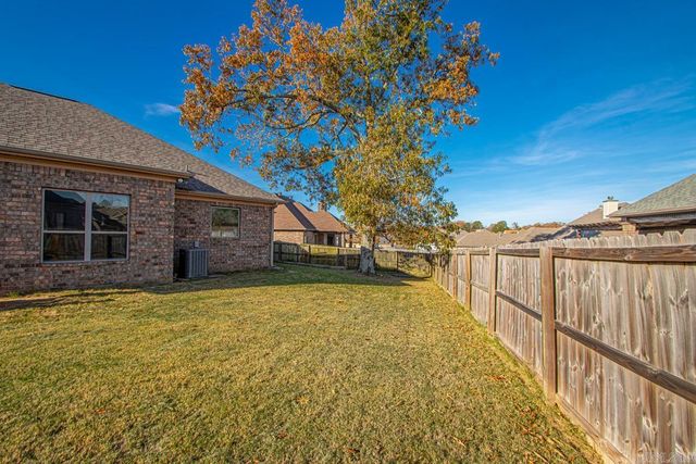 2502 Daisy Cove, Bryant, AR 72022