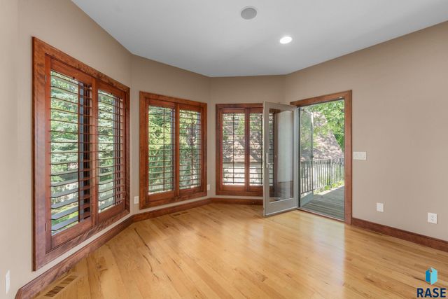 2502 S Big Timber Pl Place, Sioux Falls, SD 57105