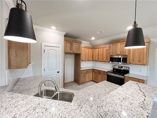 969 Madden Street, Tontitown, AR 72762